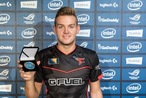 DOTA2 T1战队要解散了？